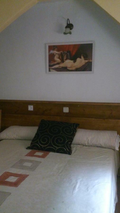 Hotel Rural Grado Del Pico Bagian luar foto
