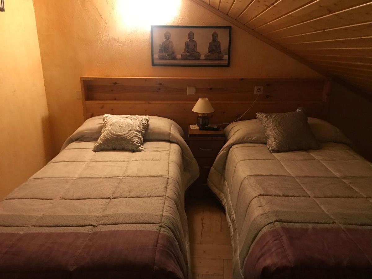 Hotel Rural Grado Del Pico Bagian luar foto